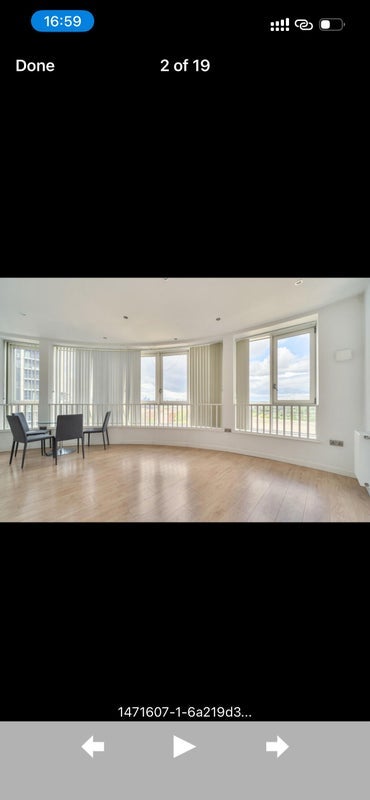 Room High Street in Greater London