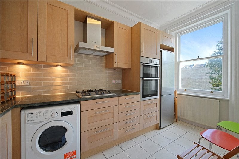 Flat Southwell Gardens in Greater London