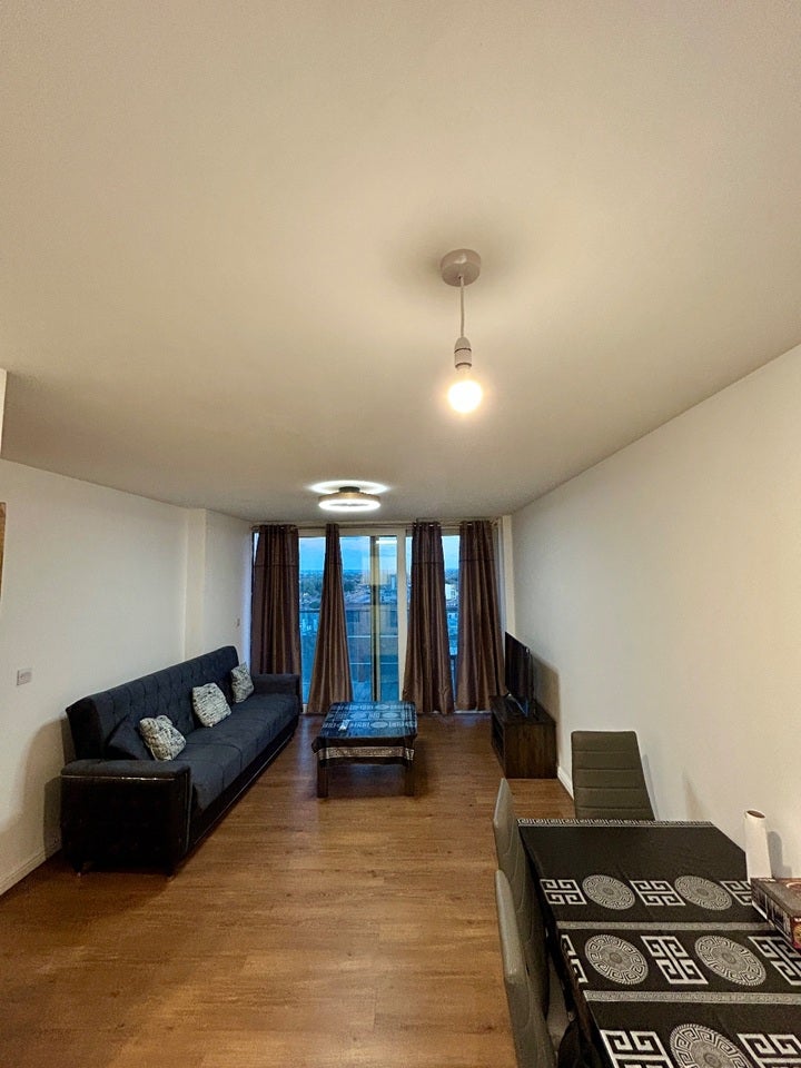 Flat Prince Regent Road in Greater London