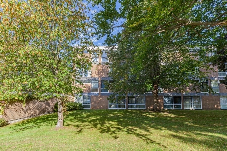 Flat Butler Close in Oxford
