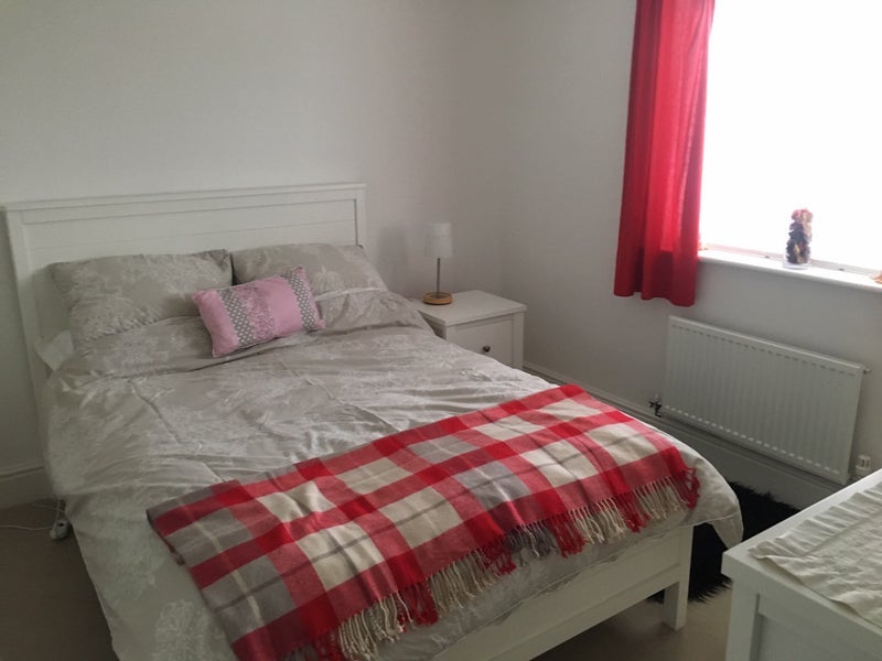 Room Crimson Way in Hinckley and Bosworth