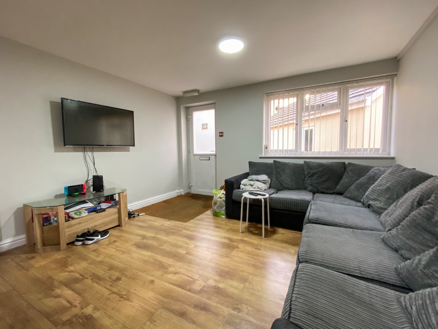 Flat Rhymney Street in Cardiff