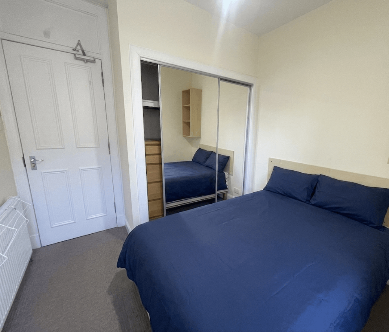 Room Blackness Road in Dundee