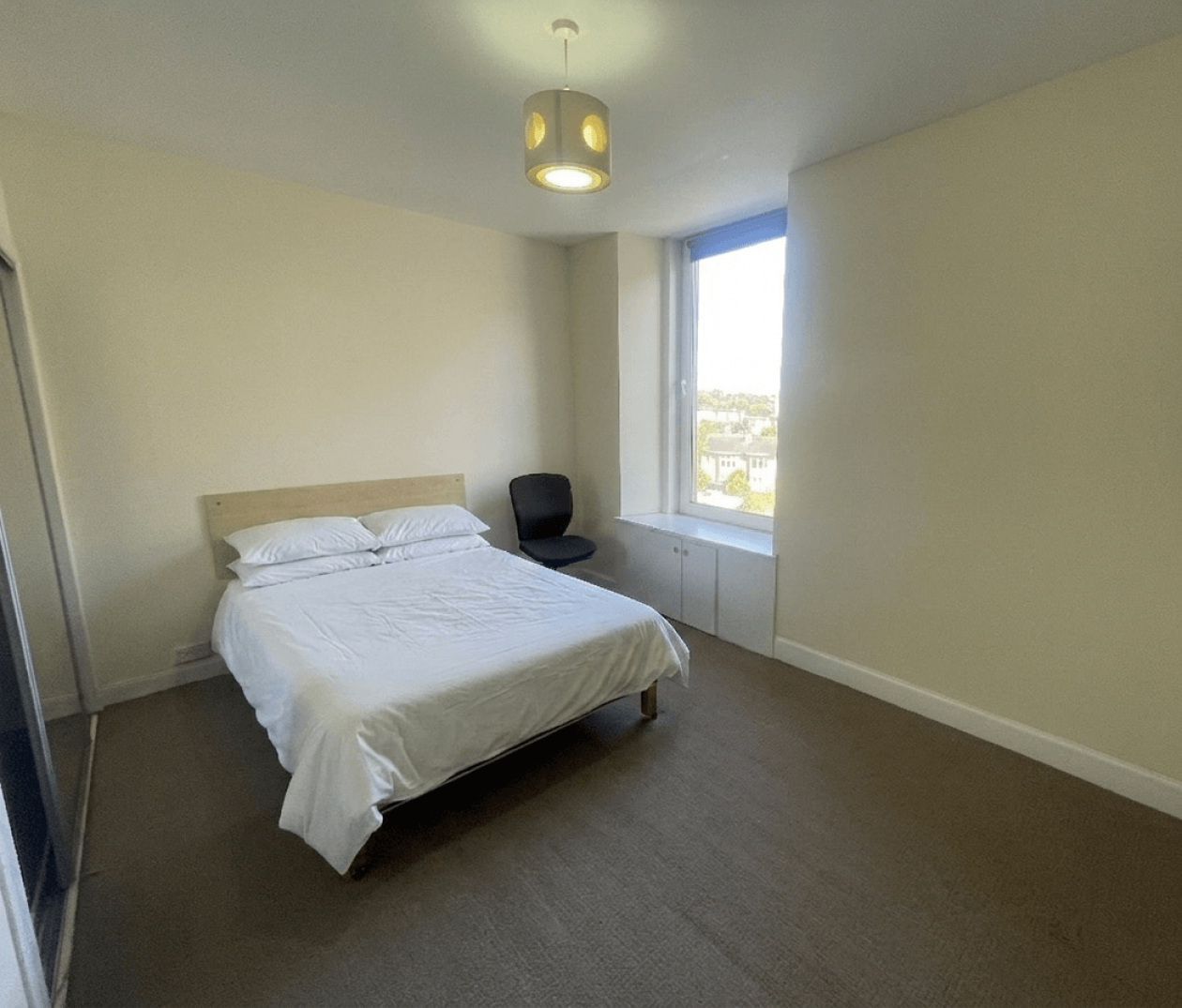 Room Blackness Road in Dundee