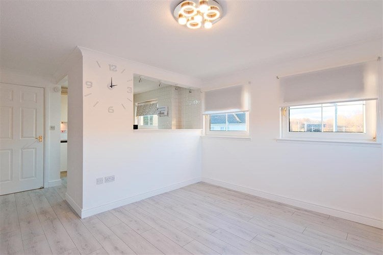 Flat Kemp Court in Hamilton