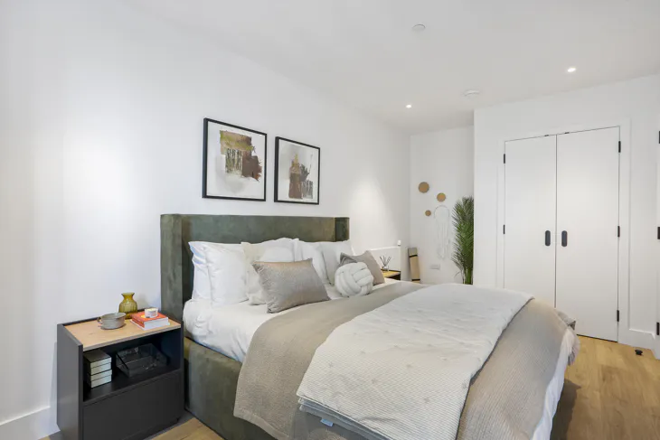 Flat Charter Street in Greater London