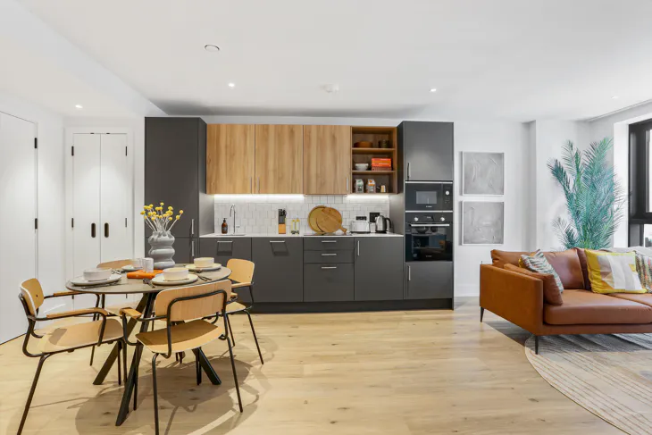 Flat Charter Street in Greater London