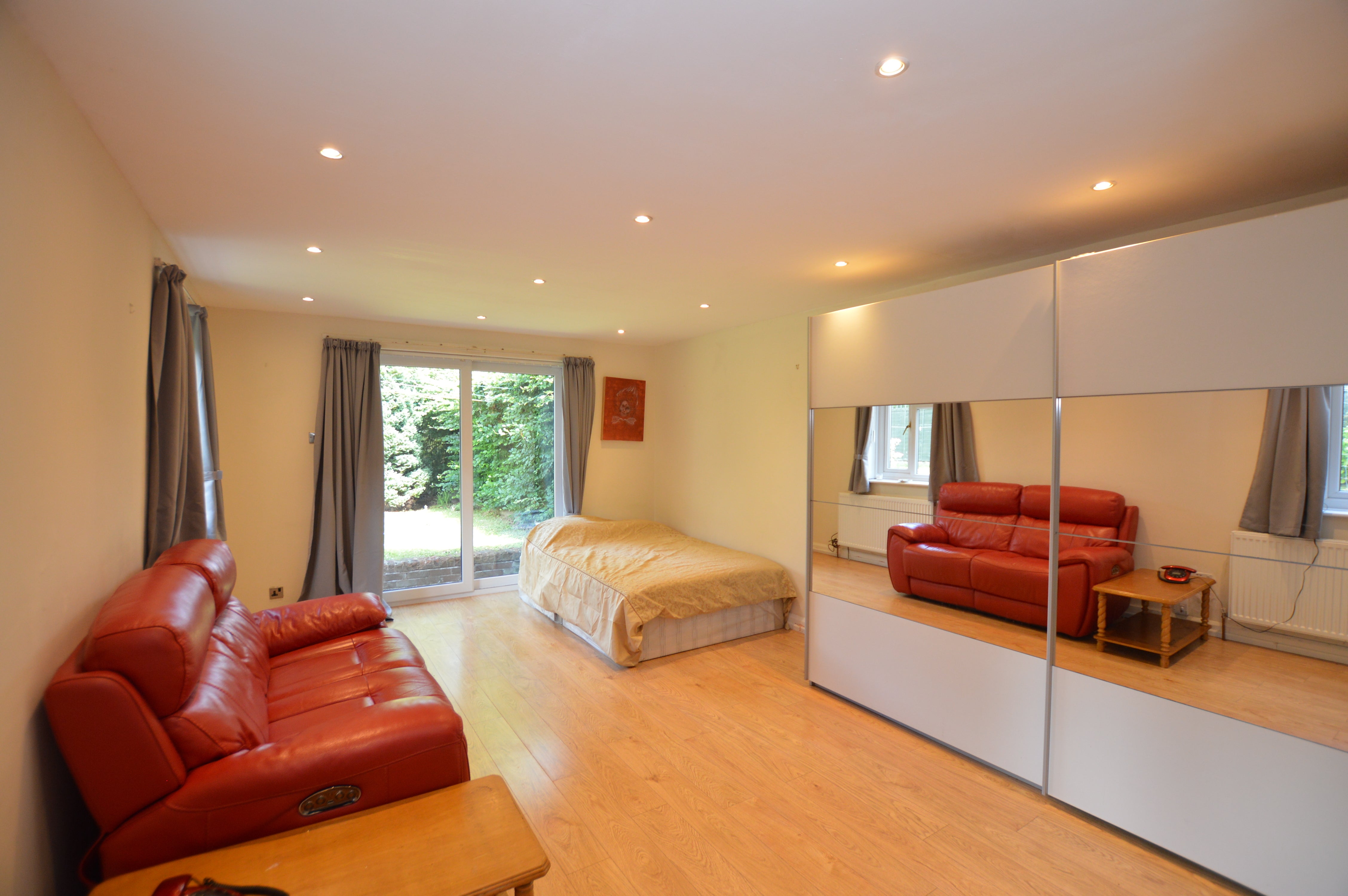 Flat Silverdale Road in Sheffield