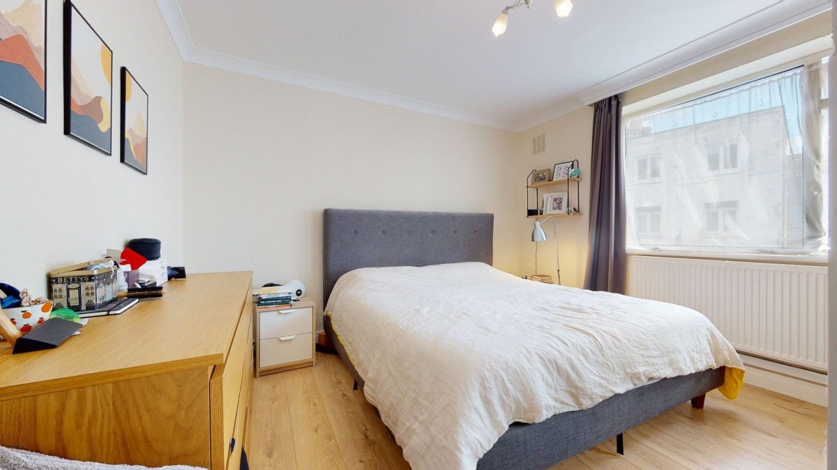 Flat Frampton Street in City of Westminster
