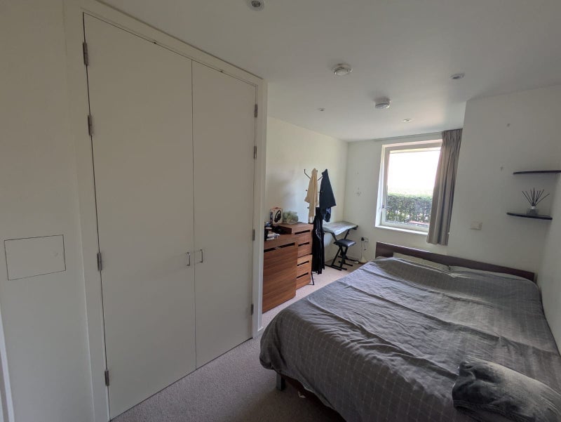 Room Medals Way in Greater London