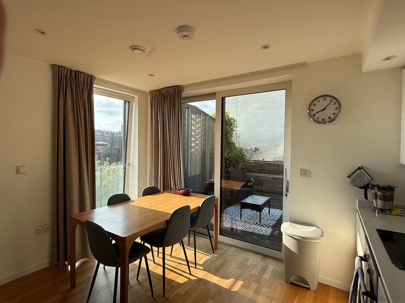 Room Medals Way in Greater London