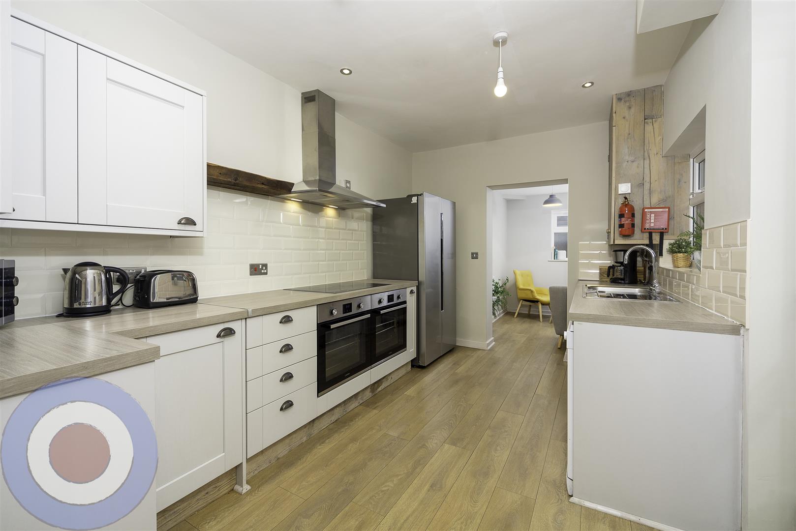 Room Ruskin Avenue in Manchester
