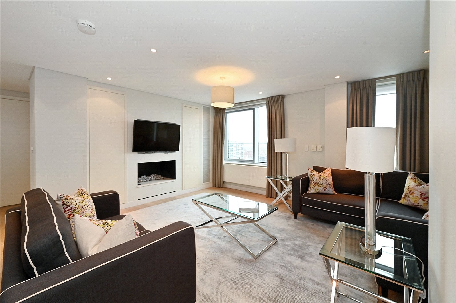 Flat Merchant Square in City of Westminster