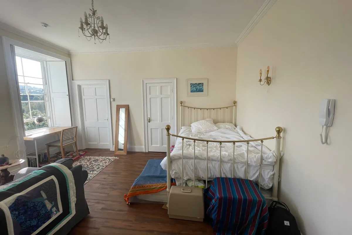 Flat Grosvenor Place in Bath