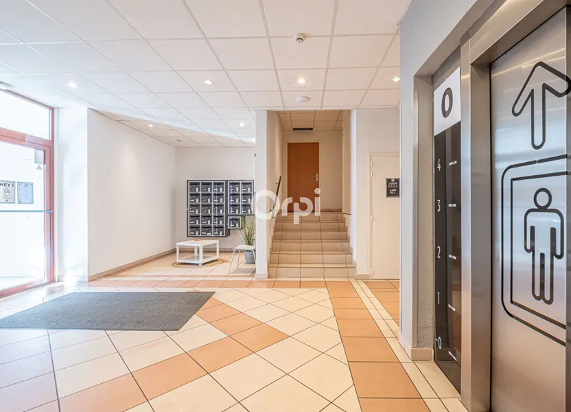 Room Rue Massenet in Limoges