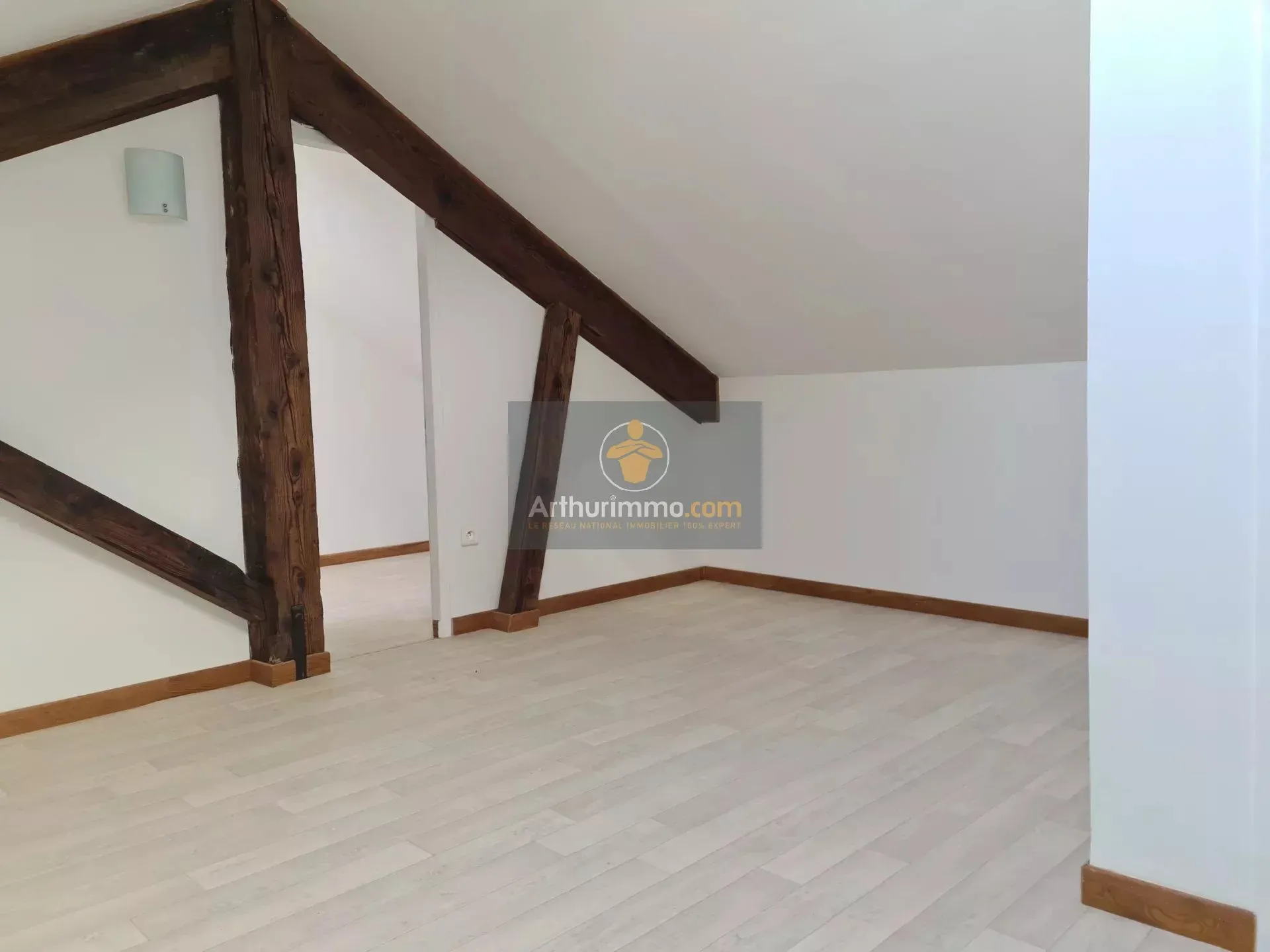 Appartement Pont du Saint-Esprit à Mondragon