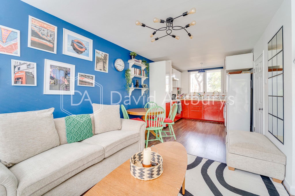 Flat The Campsbourne in Greater London