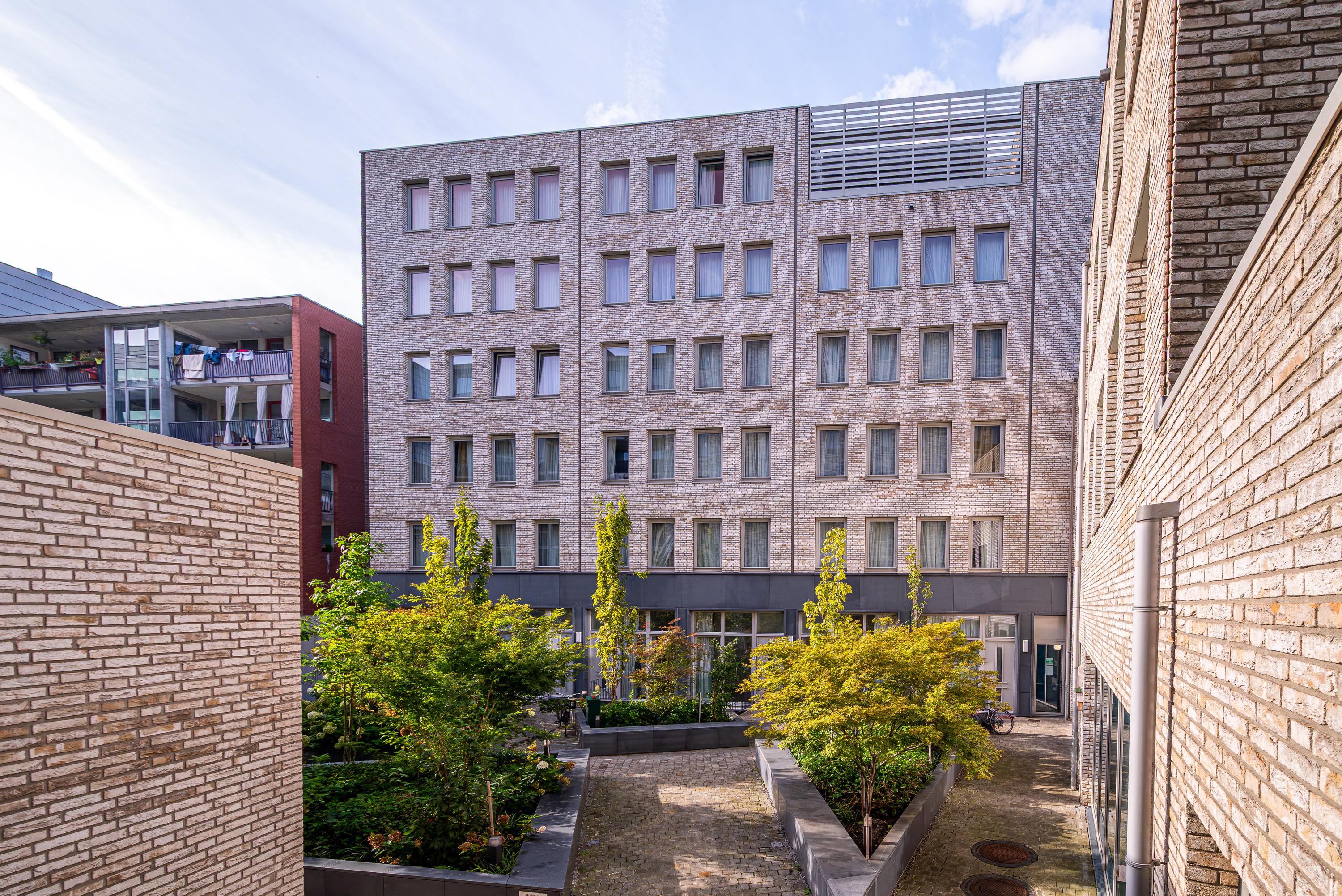 Te huur: Appartement Valkenburgerstraat in Amsterdam