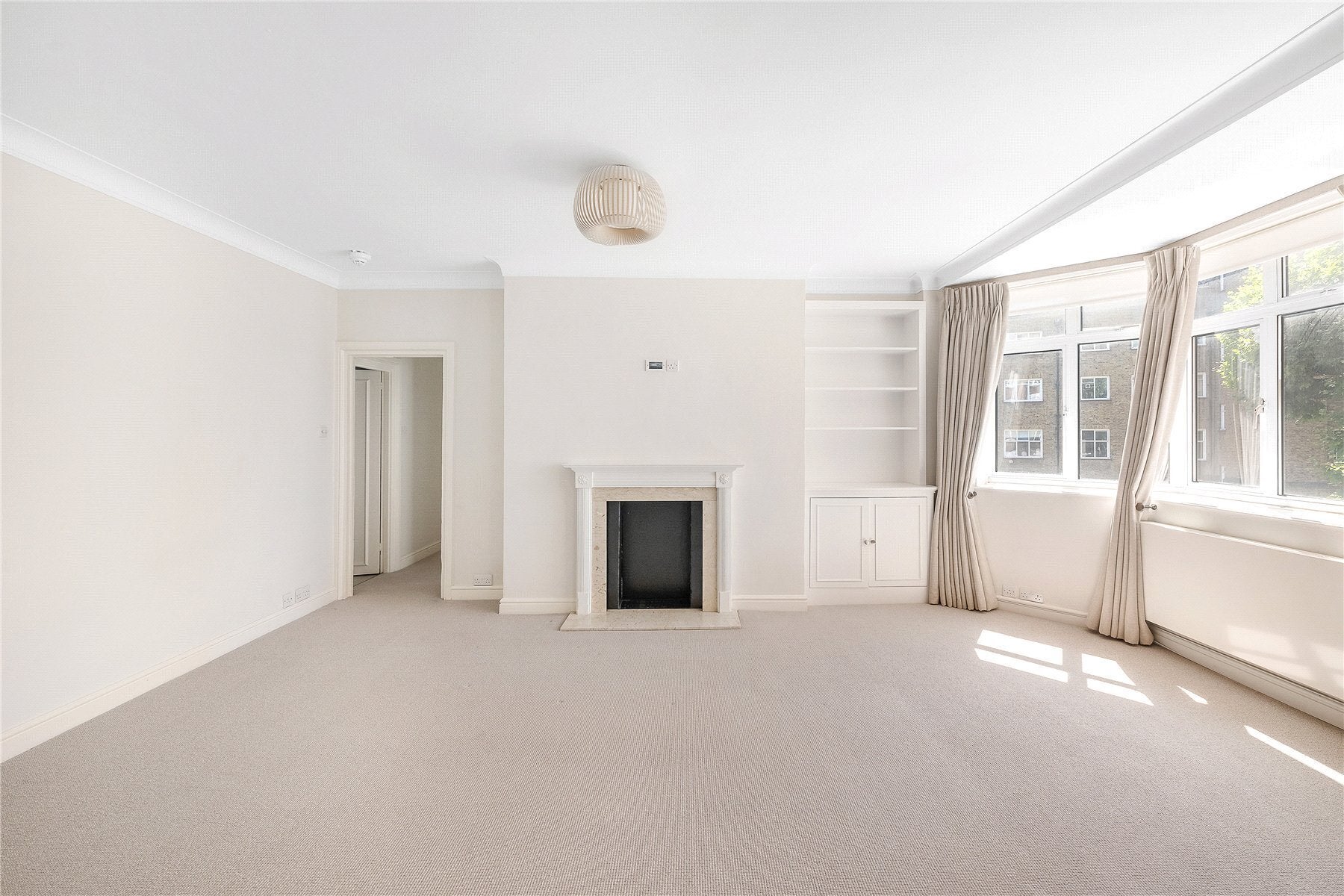 Flat Old Brompton Road in Greater London