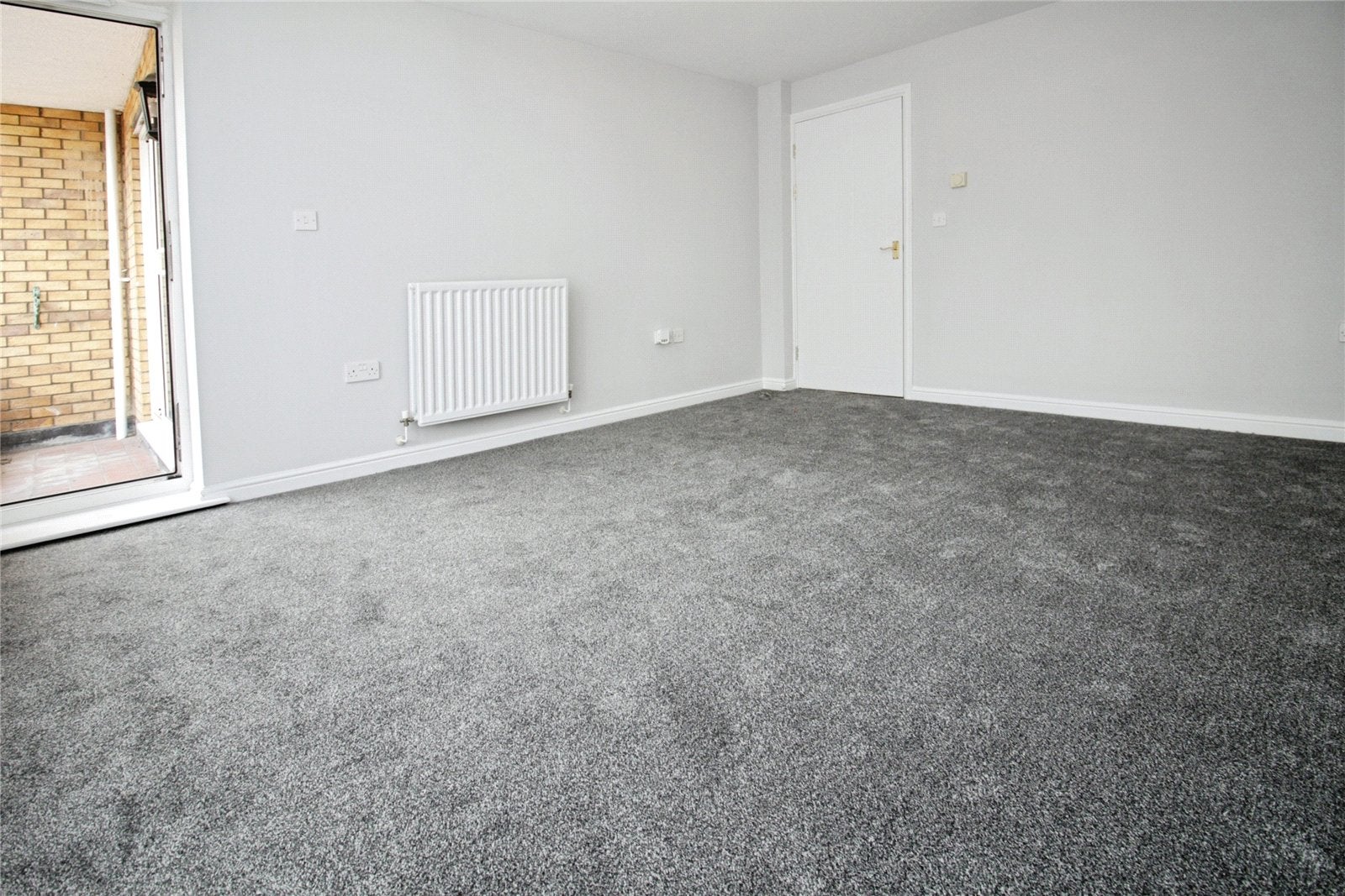 Flat Osier Drive in Basildon