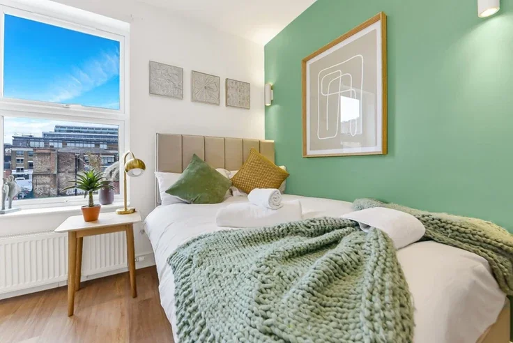 Flat Swinton Street in Greater London