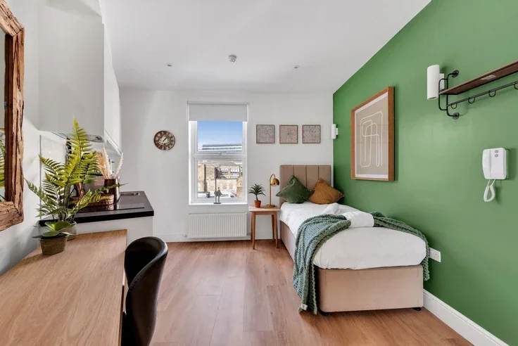 Flat Swinton Street in Greater London
