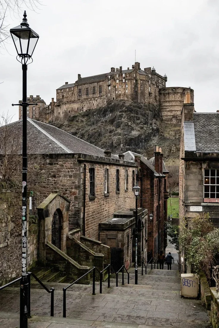 Flat Cumberland Street in City of Edinburgh
