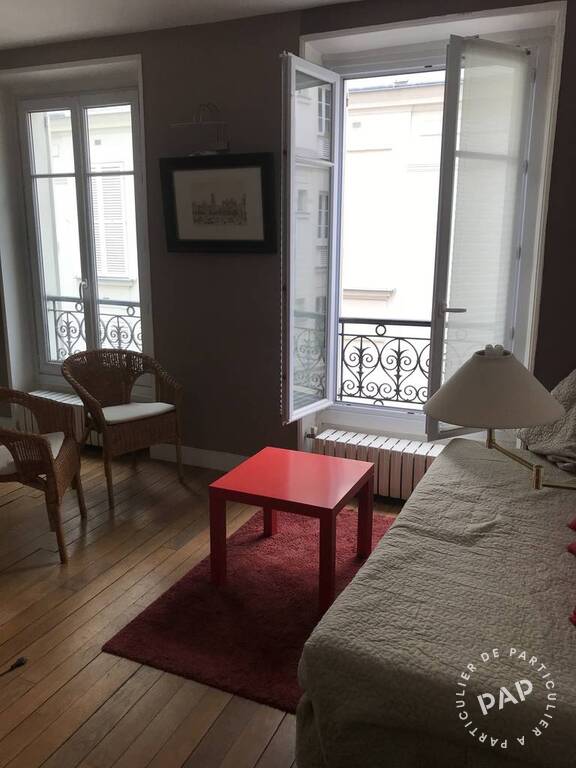 Flat Square Du Trocadéro in Paris
