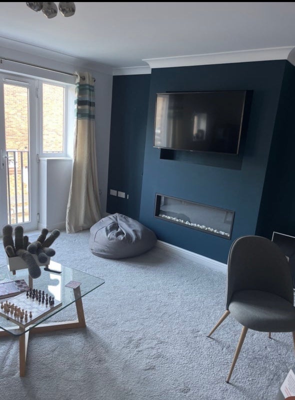 Room Greenacre Close in Sheffield