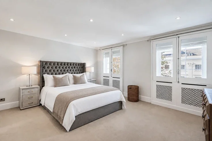 Flat Chepstow Road in City of Westminster