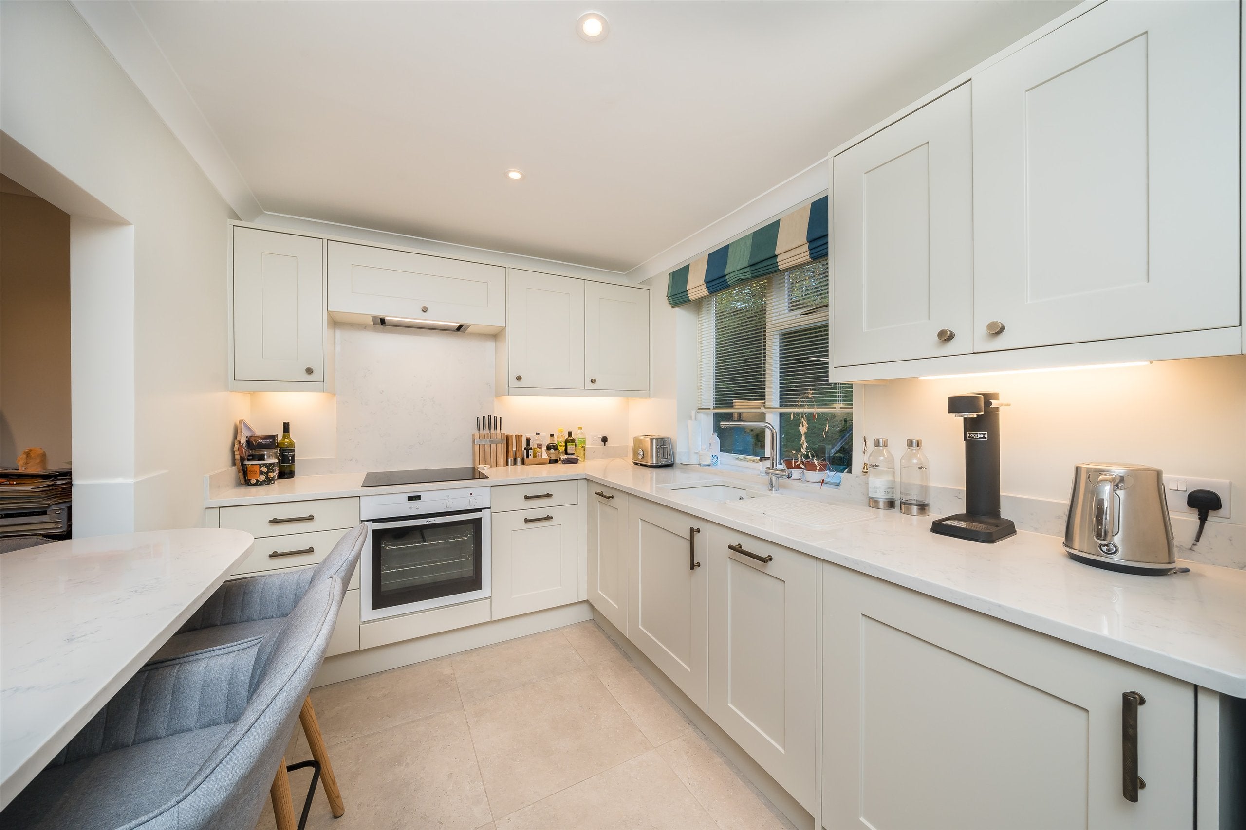 Flat Raymond Road in Greater London