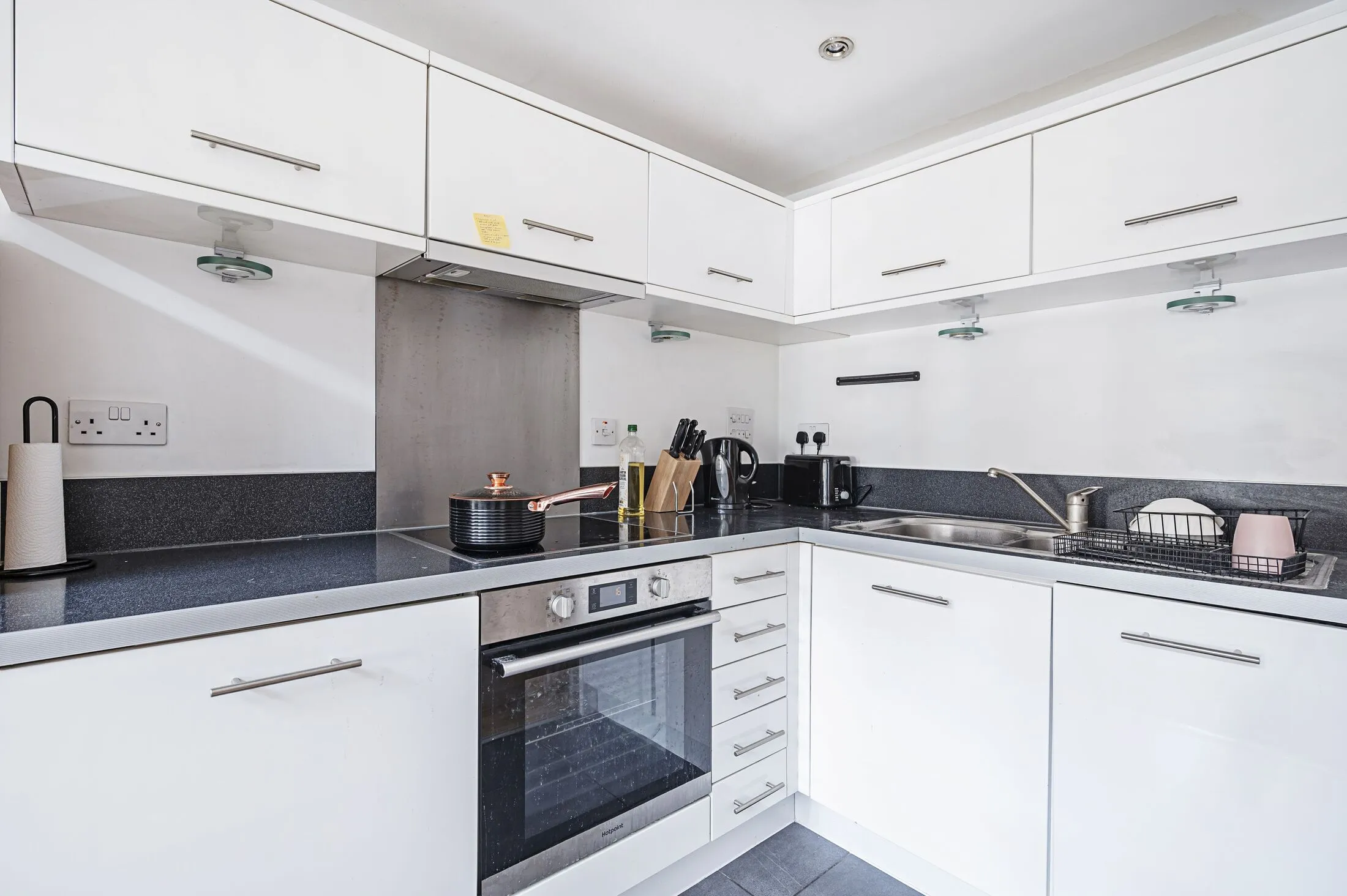 Flat Annette Road in Greater London