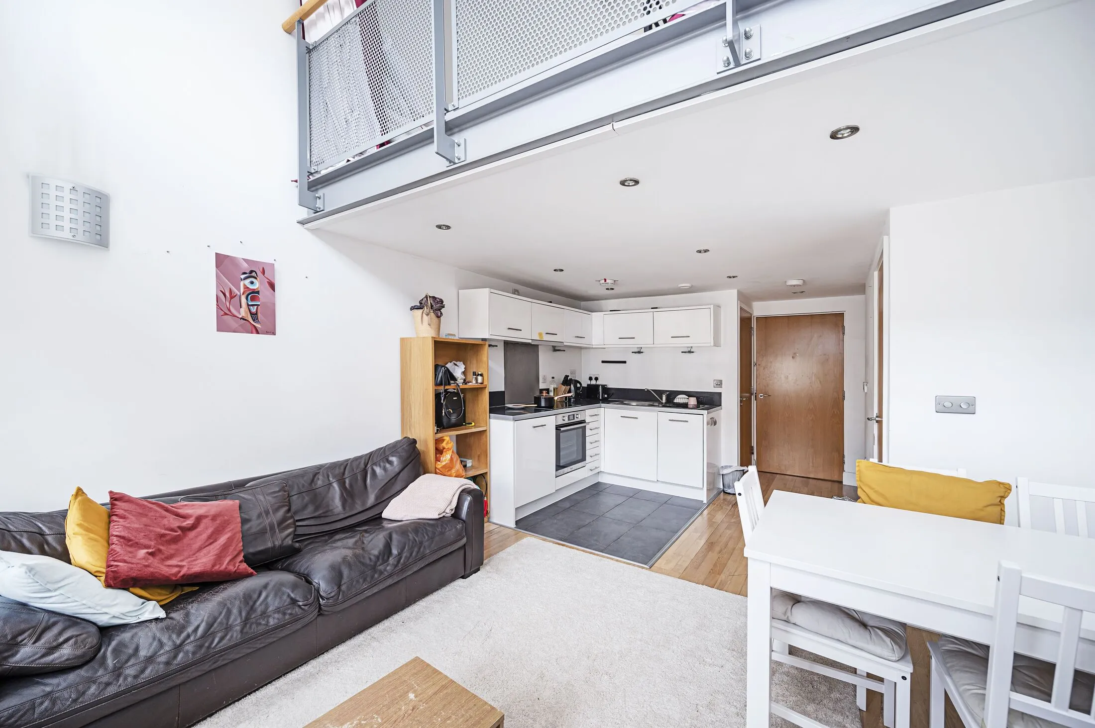 Flat Annette Road in Greater London