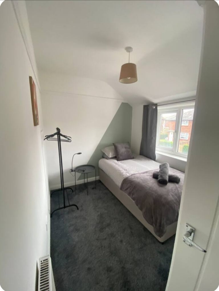 House Tyas Grove in Leeds