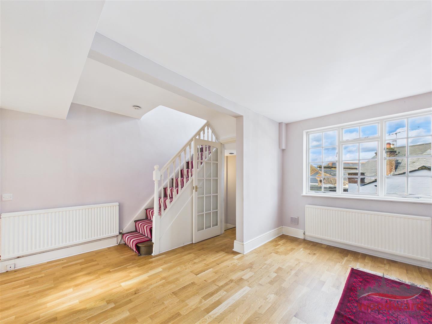 House Wellington Terrace in Greater London