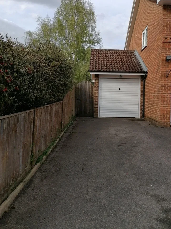 House Radnor Road in Chavey Down