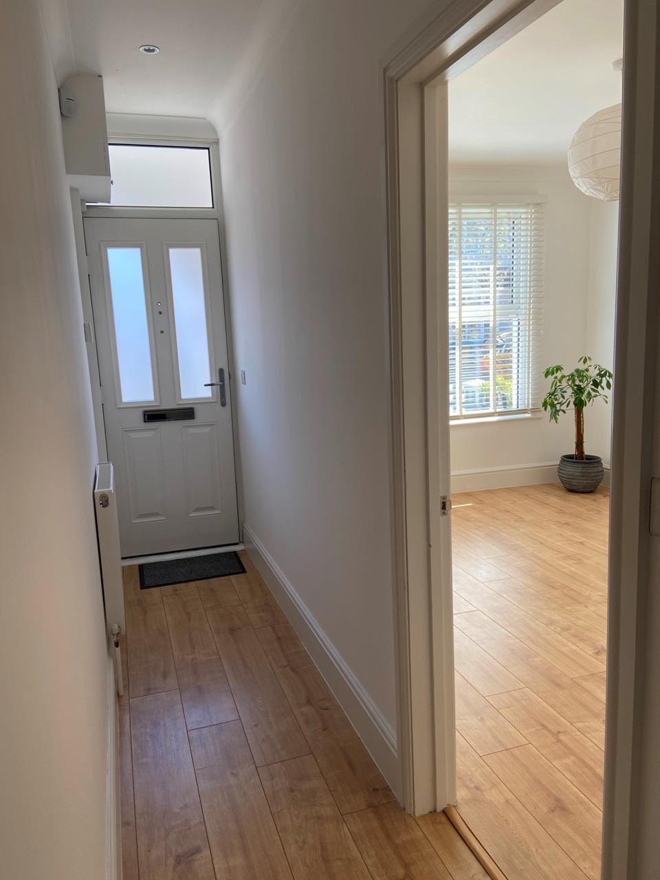 Flat Malyons Road in Greater London