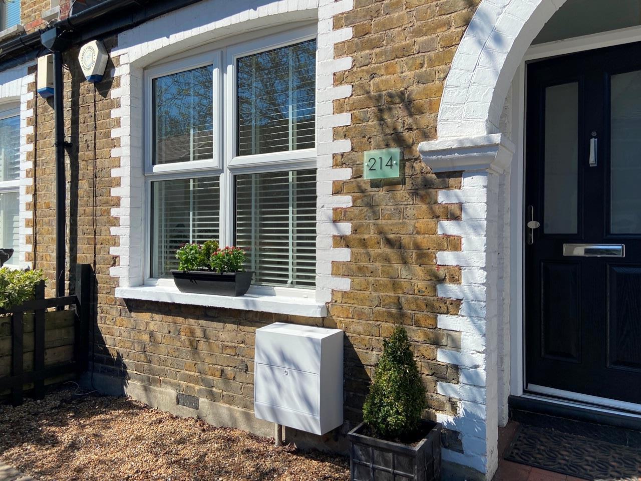 Flat Malyons Road in Greater London