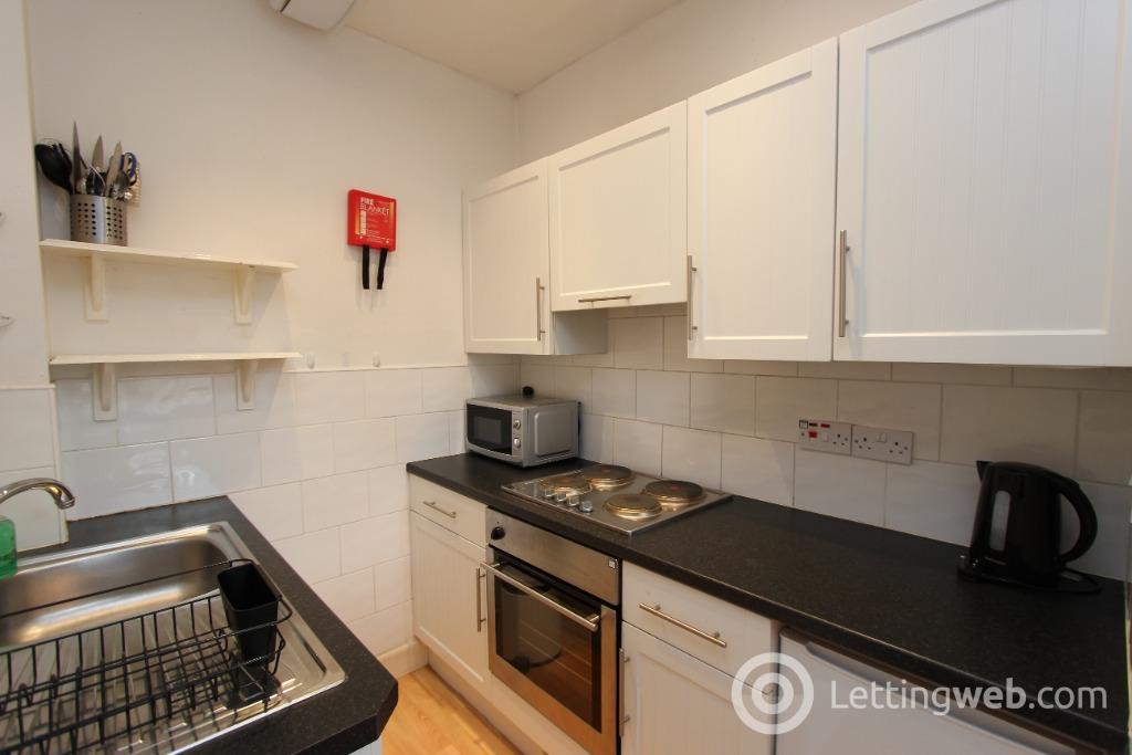 Flat Cathcart Place in City of Edinburgh