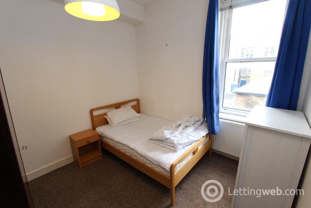 Flat Cathcart Place in City of Edinburgh