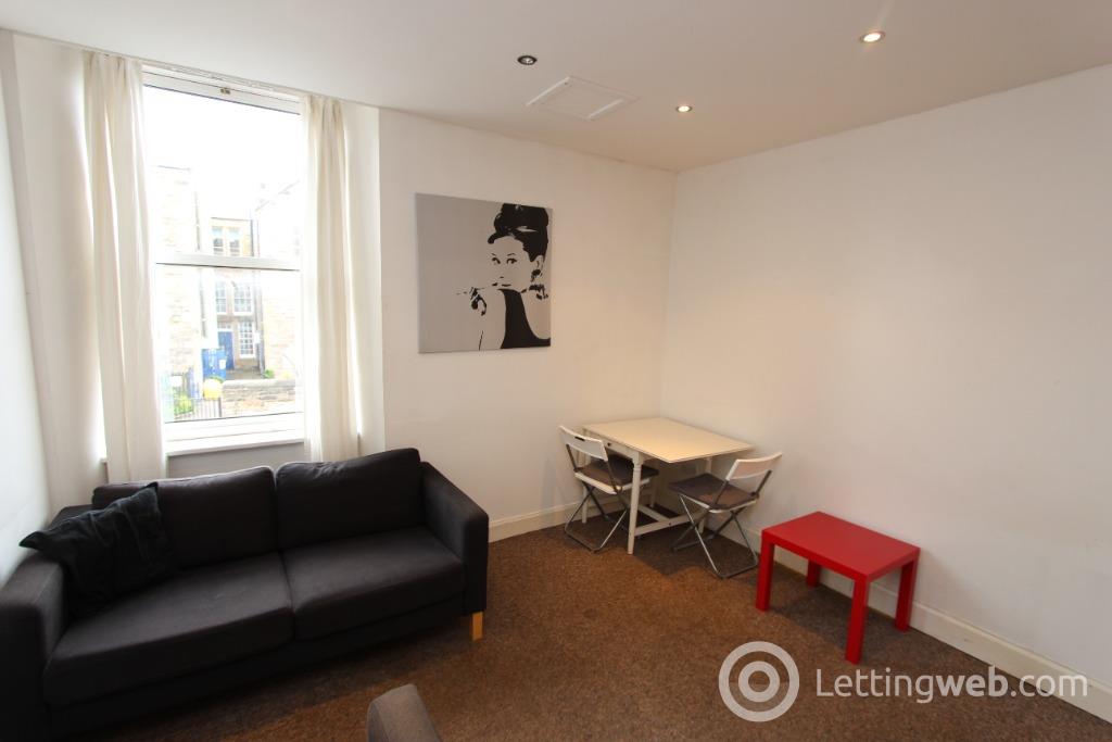Flat Cathcart Place in City of Edinburgh