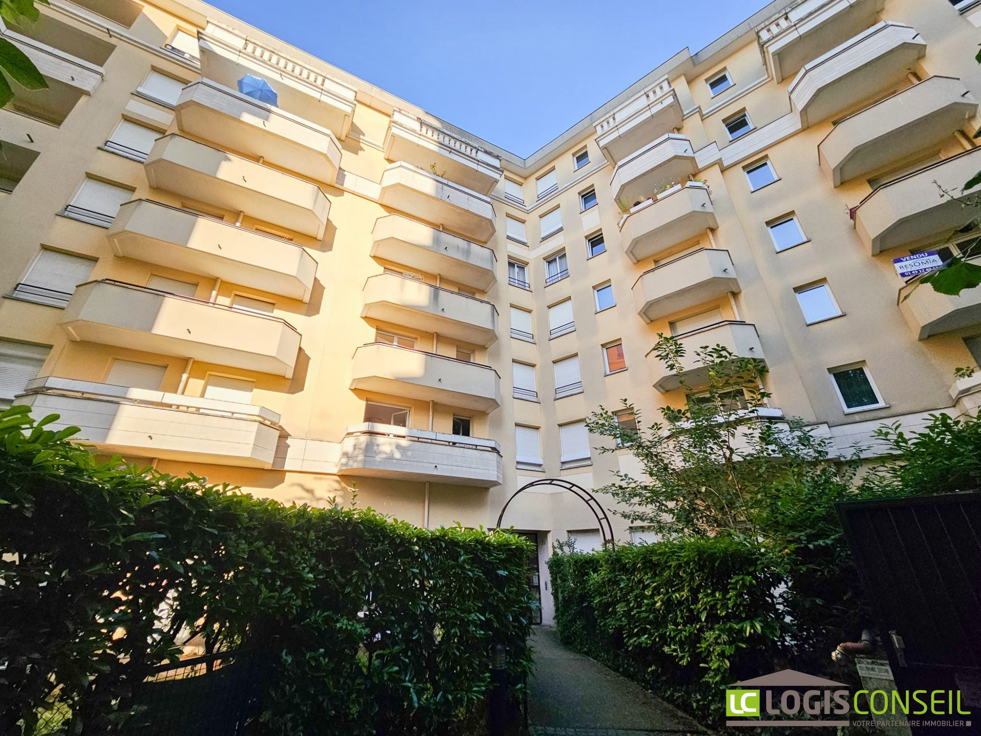 Flat Avenue Marcelin Berthelot in Châtillon