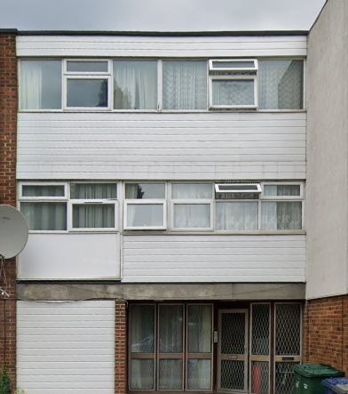 Flat Renters Avenue in Greater London