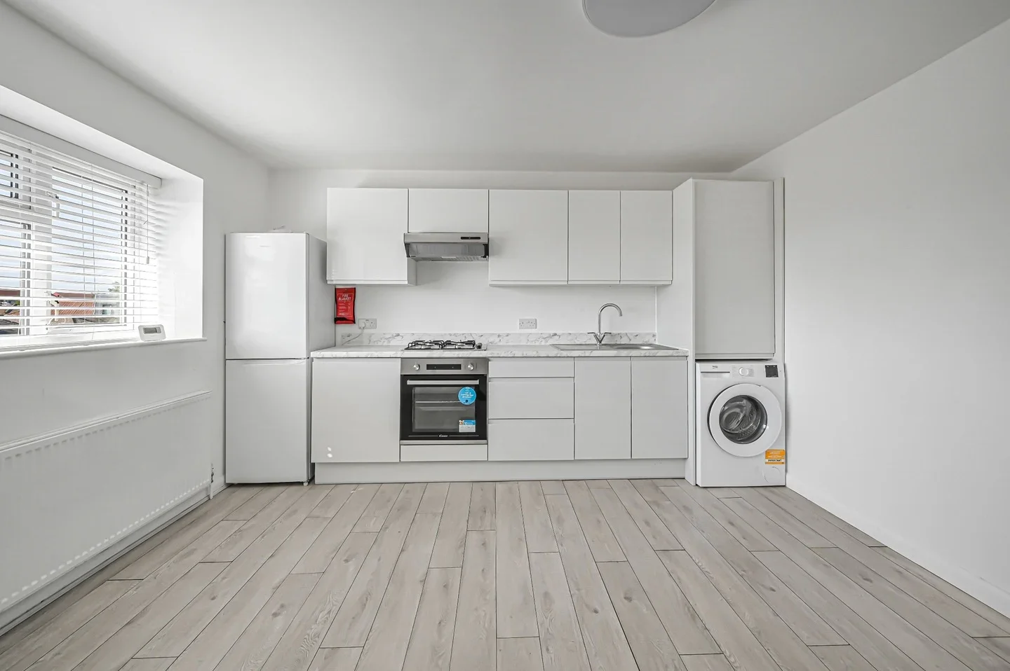 Flat Hertford Road in Greater London