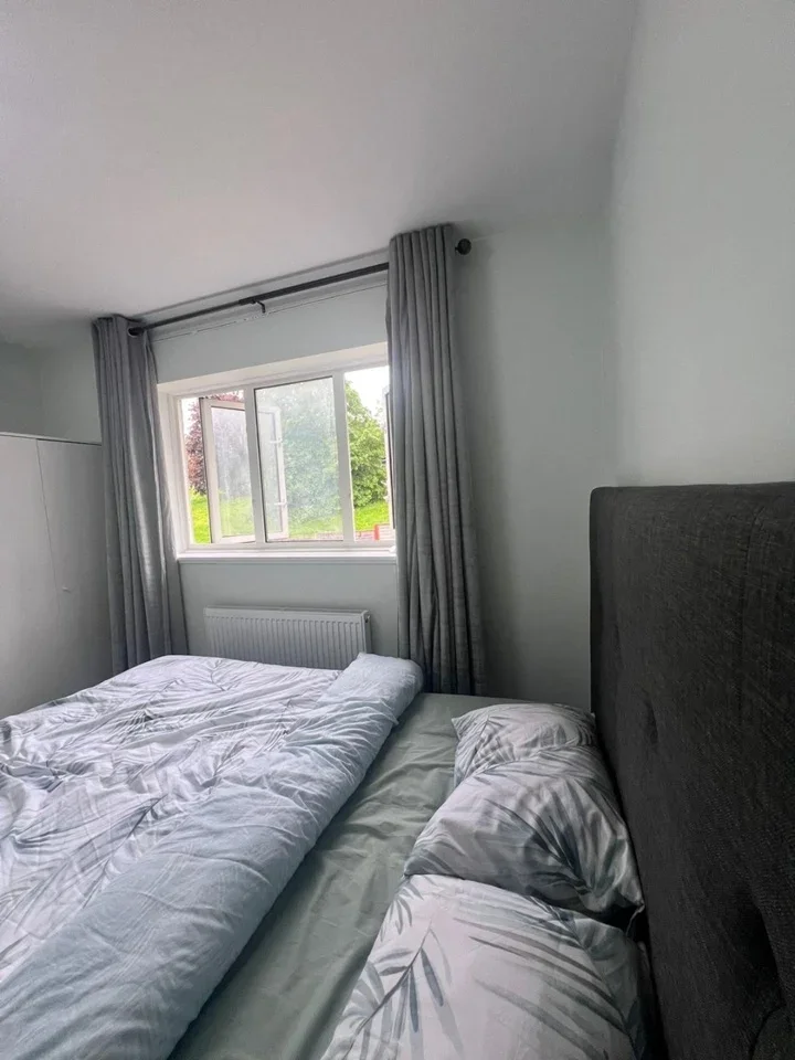 Room Youens Road in High Wycombe
