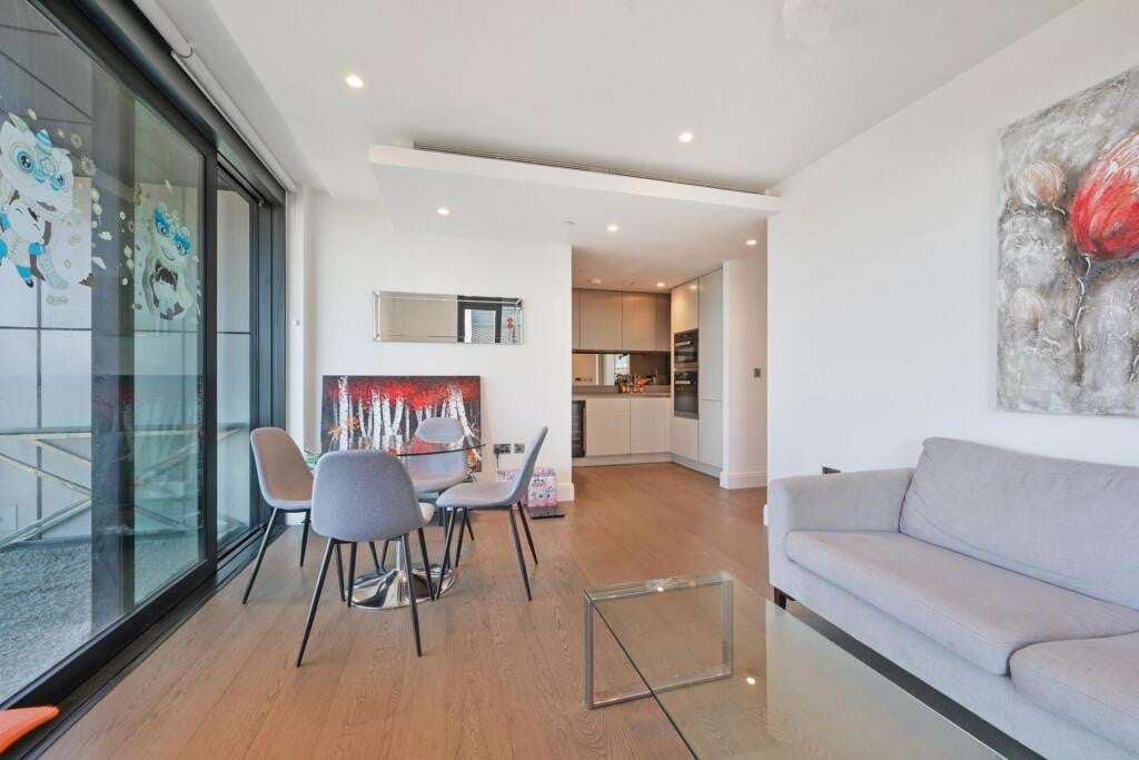 Flat Atterbury Street in City of Westminster