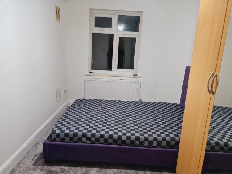Room Woodlands Road in Greater London