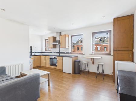 Flat Donegall Avenue in Belfast