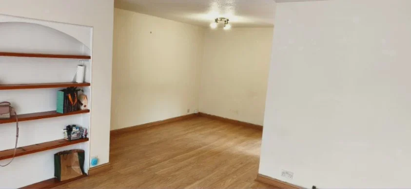 Flat Harvesters Close in Greater London