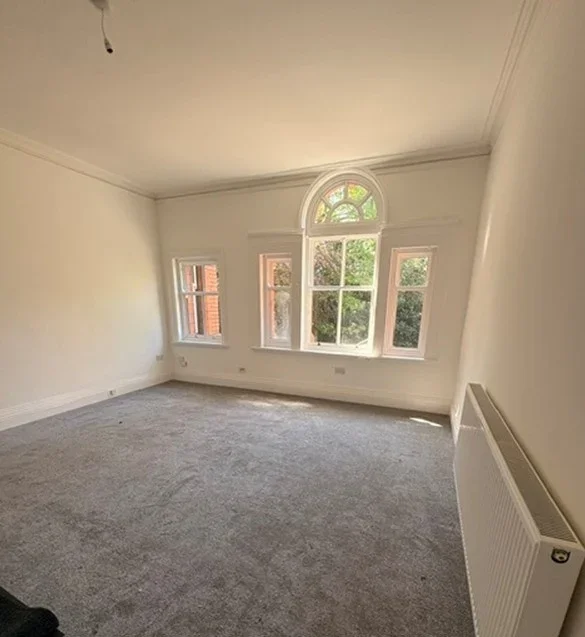Flat Eleanor Road in Prenton